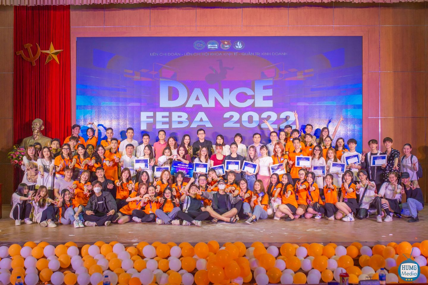 Bước nhảy tân sinh viên Khoa Kinh tế - Quản trị kinh doanh  DANCE FEBA 2022 