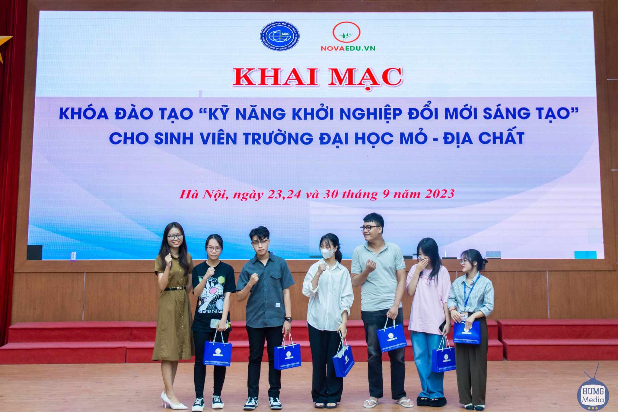 KHÓA ĐÀO TẠO KIẾN THỨC KHỞI NGHIỆP ĐỔI MỚI SÁNG TẠO CHO SINH VIÊN 2024